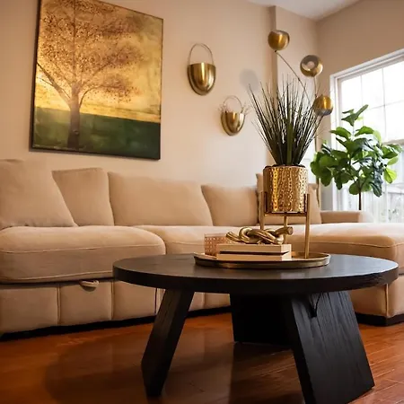 Cozy Home In Richmond
